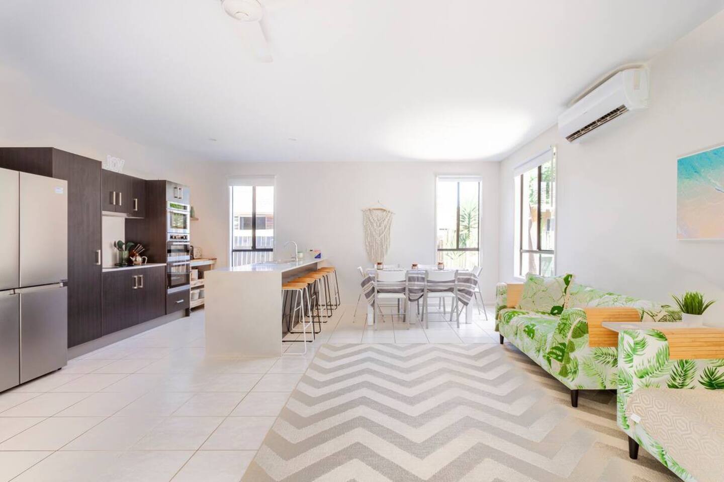 14247366-3c91-4d74-a37a-c712ac2e813a